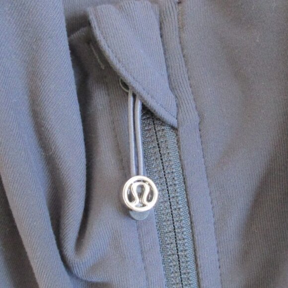 LULULEMON Jacket Size 4 In Stride Full Zip - Picture 9 of 11